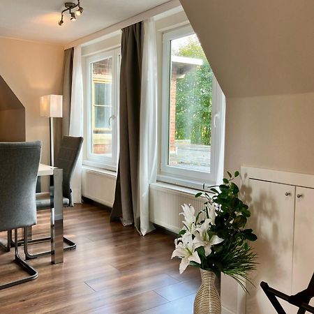 Airport Business Apartment Нордерщед Екстериор снимка