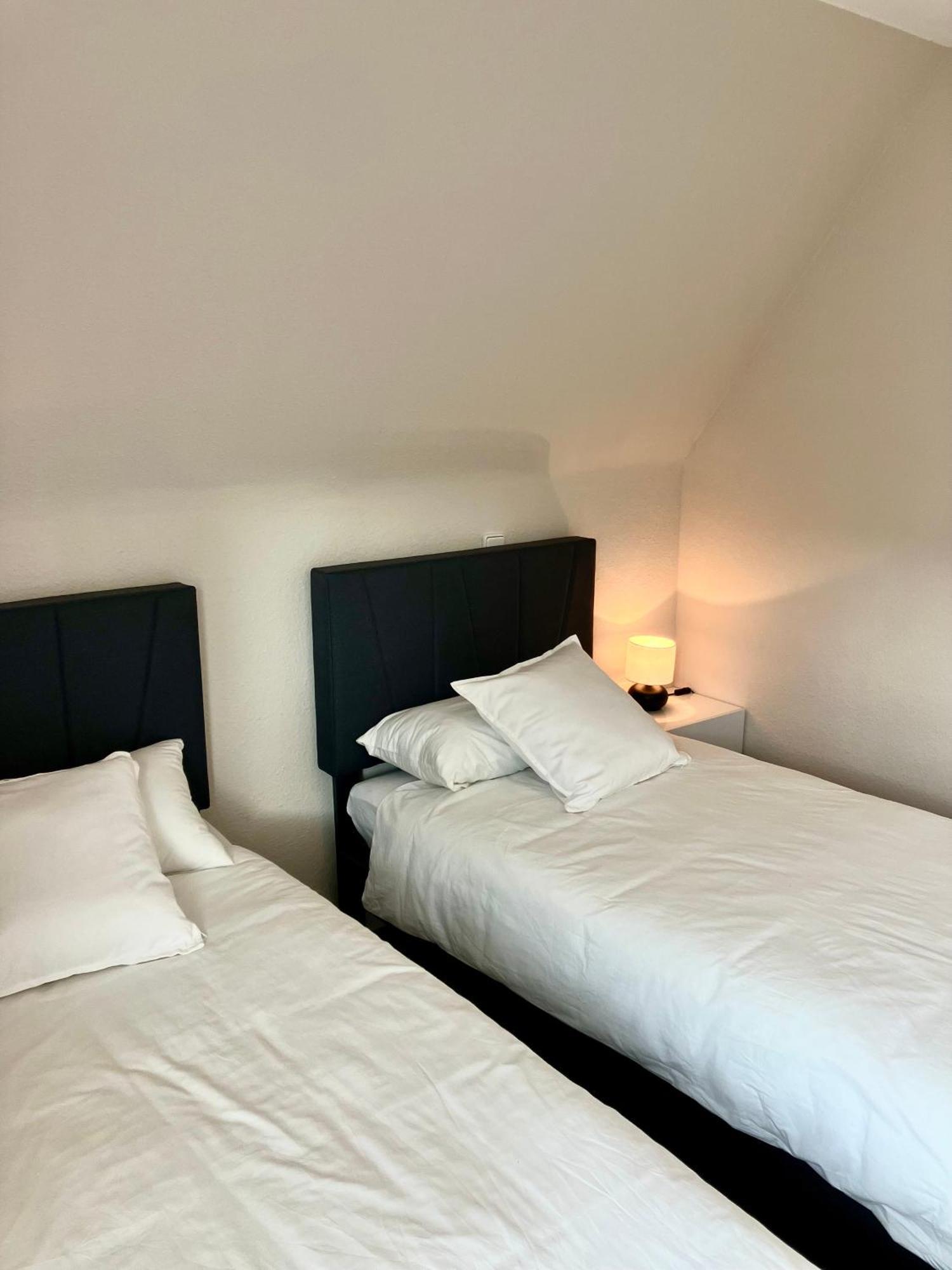 Airport Business Apartment Нордерщед Екстериор снимка